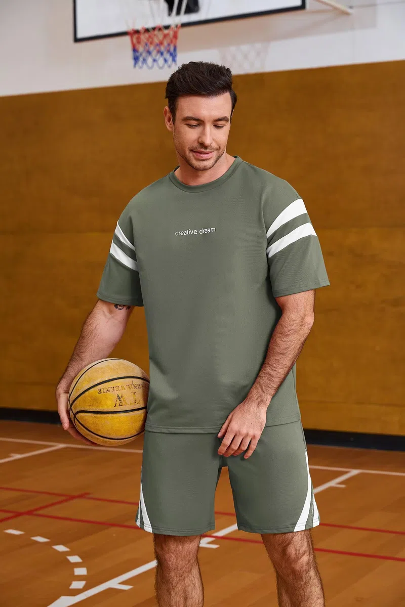 Remxi Herren Trainingsanzug Set Sommer Shorts 2 teiliges Set für Männer Gestreiftes T-Shirt Kurze Hose Jogginganzug Sportanzug Tracksuit