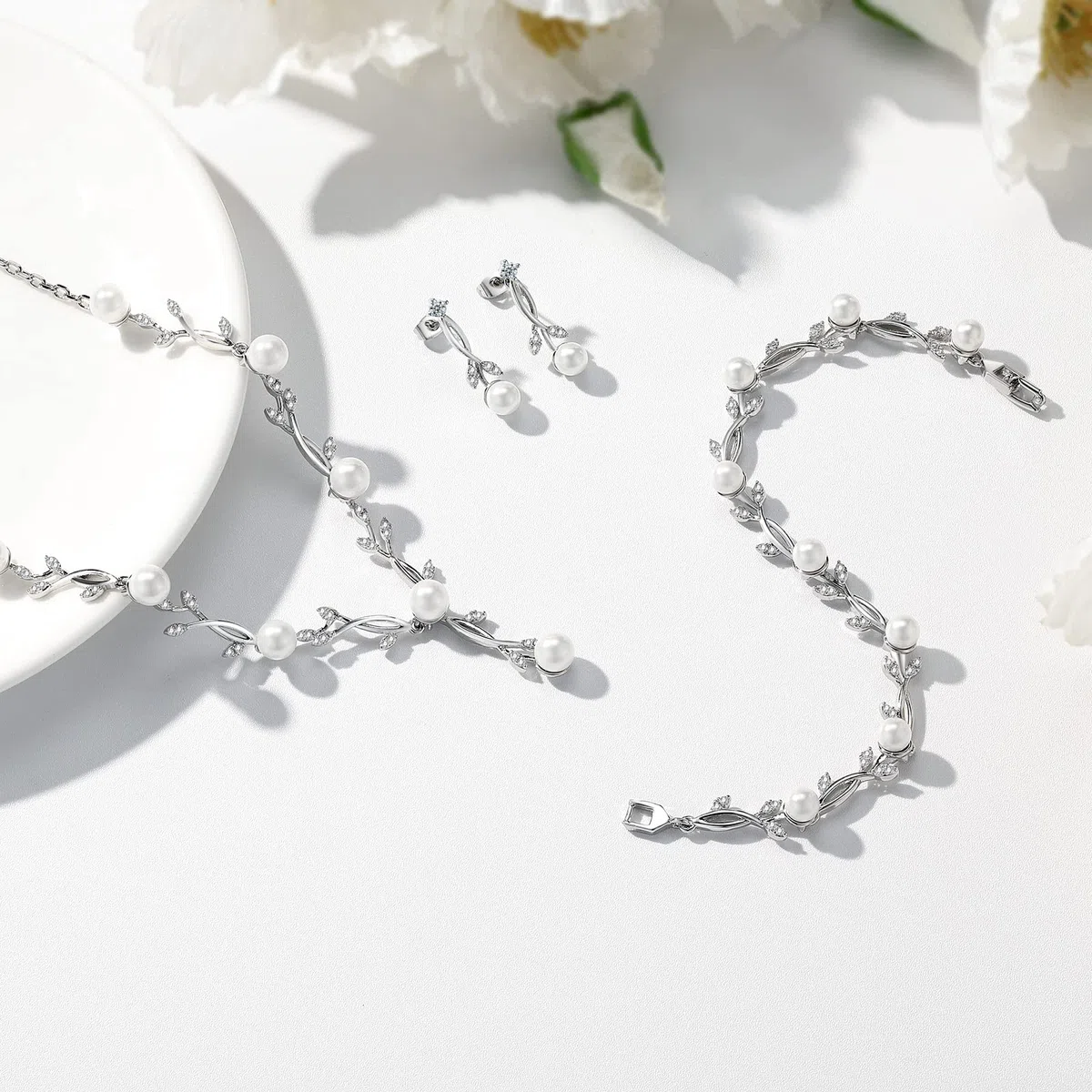 Hochzeit Schmuckset Silber Damen, Halskette Armband Ohrringe in Form eines Blattes mit Perlen und Zirkonia, Hochzeitstag Geschenke für Braut Frauen