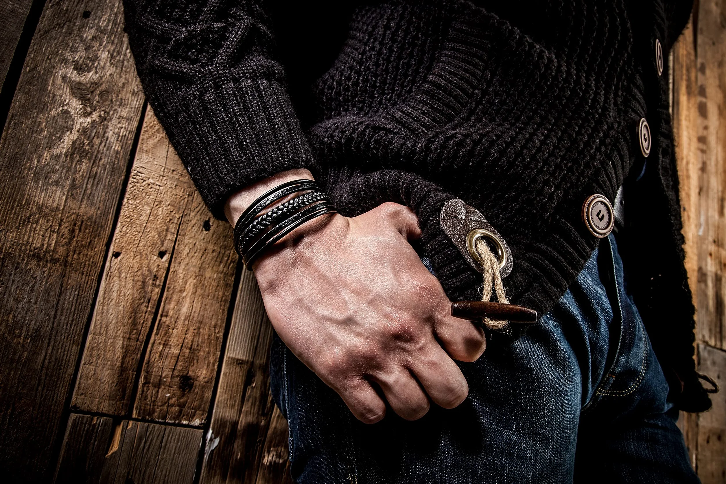 SERASAR Premium Echtlederarmband für Männer [Braid] in Schwarz & Braun | Verschiedene Längen | Magnetverschluss aus Edelstahl | Inklusive Schmuckschachtel | Tolles Geschenk für Männer
