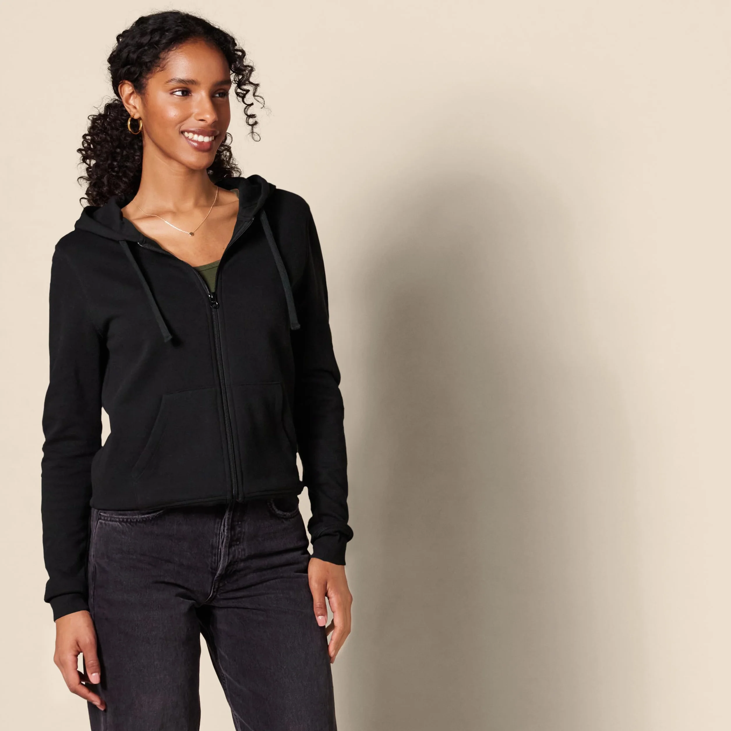 Amazon Essentials Damen Fleece-Hoodie mit durchgehendem Reißverschluss (in Übergröße erhältlich)