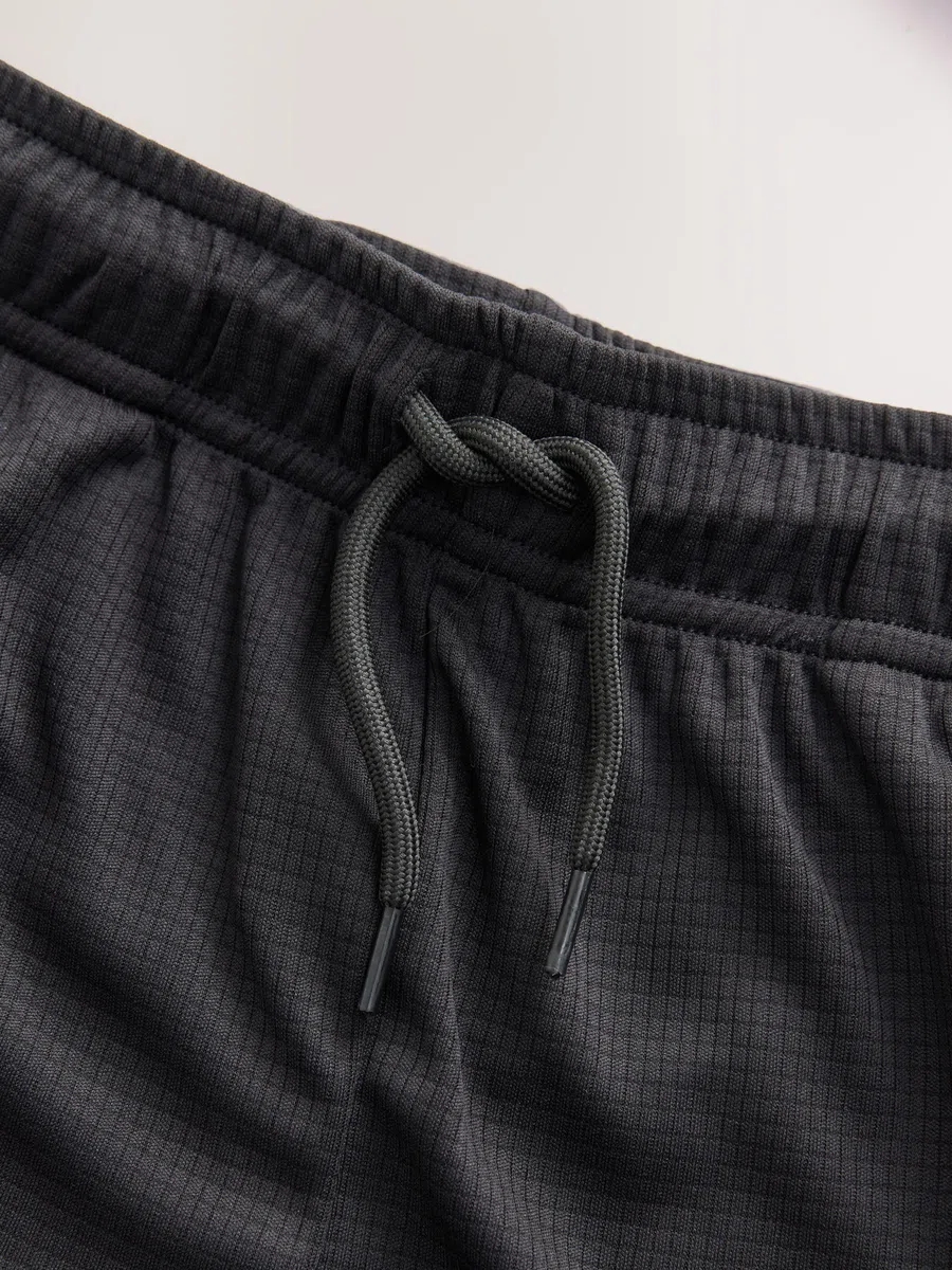 NEXT Jungen Standard Set aus sportlichem T-Shirt und Shorts 98-176