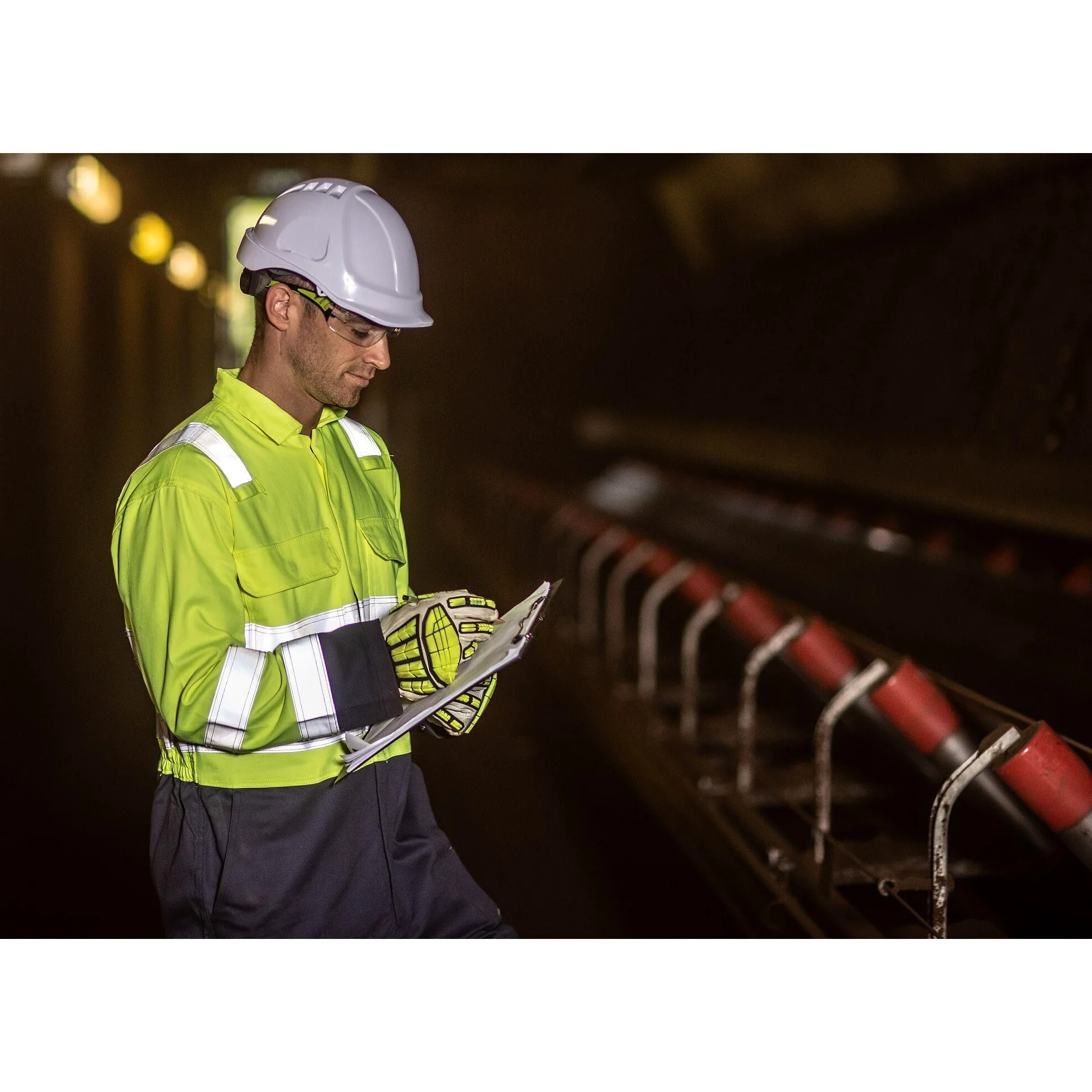 Portwest Workwear Hi-Vis Anti-Static Bizflame Pro Coverall - BIZ7 - EU / UK