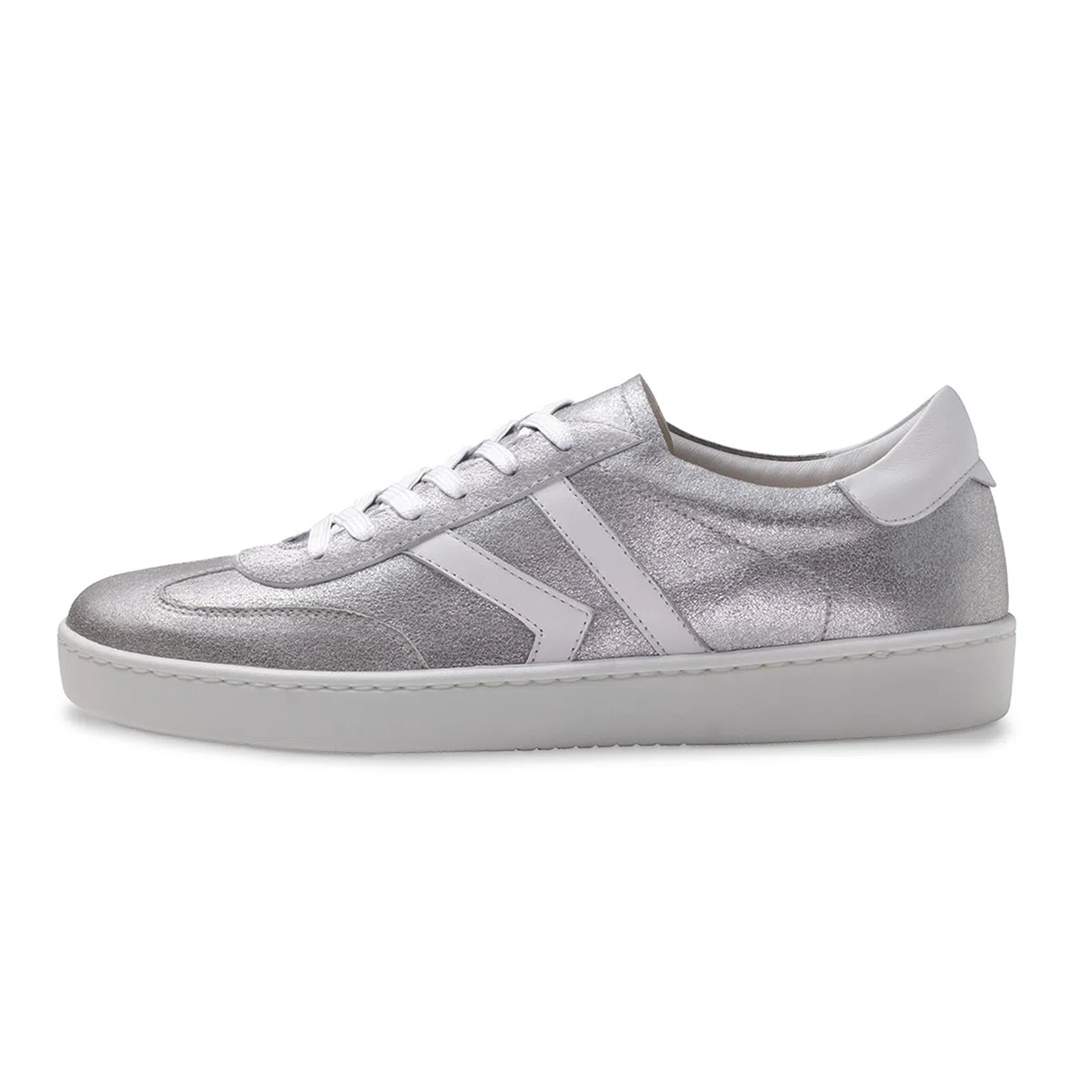 Werner Kern Tanzschuhe Damen Lacey | Tanzsneaker Silber für Latein, Salsa & Bachata mit Drehpunkten | Gleitfähige, vernähte Sohle | Geschlossen, herausnehmbare Innensohle | Made in Italy | 32-43 EU