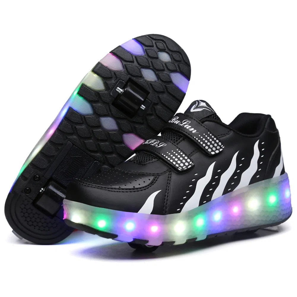 USB Aufladen 7 Farbwechsel LED Blinkend Schuhe Mit Doppelt Rollen Automatisch Räder Rochen Skateboardschuhe Outdoor Fitnessschuhe Gymnastik Laufschuhe Sneakers für Jungen Mädchen Geschenk