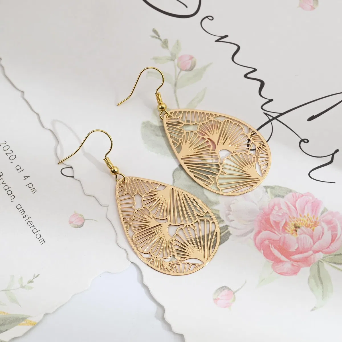 14K Gold vergoldet Blattgold Ohrringe für Frauen, Silber Ohrringe Hängend Damen mit Anhänger Tropfenform, Wassertropfen Schmuck für Geschenk